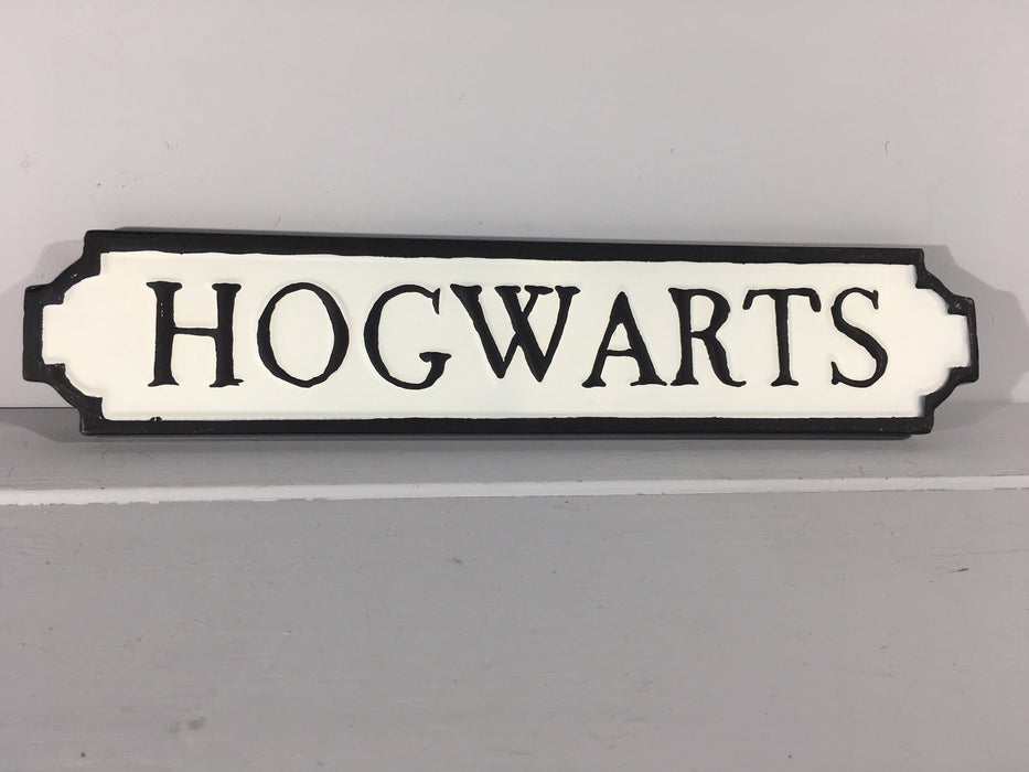 Hogwarts - Metal Road Sign