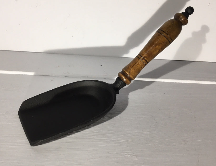 Hearth Shovel - Wooden Handle