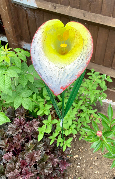 Giant Garden Flower Stake - White Calla Lily Sculpture