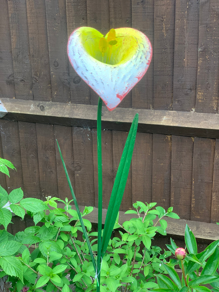 Giant Garden Flower Stake - White Calla Lily Sculpture