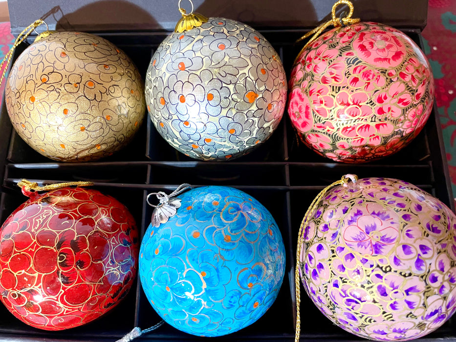 Set of 6 Decorative Handmade Baubles - ENCHANTED SELECTION - Honest Love Our Planet - Presented in a Stylish Presentation Box