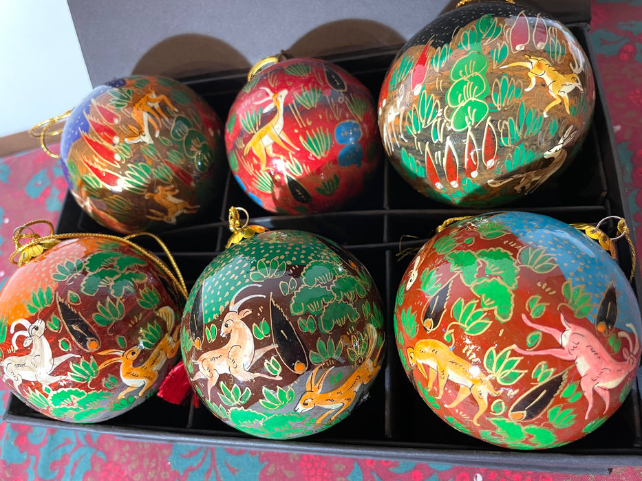Set of 6 Decorative Handmade Baubles - FOREST FRIENDS SELECTION - Honest Love Our Planet - Presented in a Stylish Presentation Box